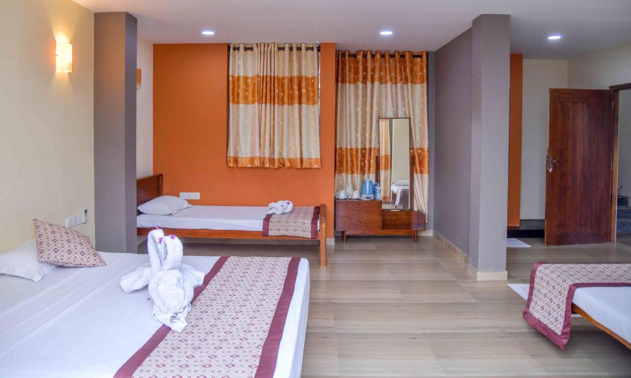 Ceylon Sea Hotel Tangalle Buitenkant foto