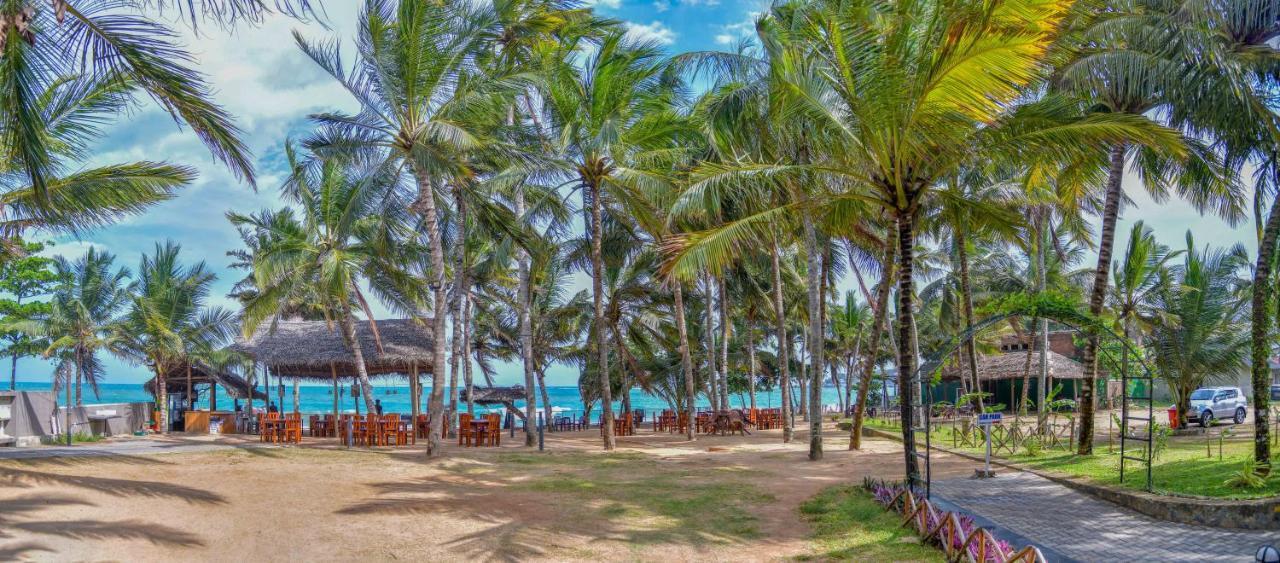 Ceylon Sea Hotel Tangalle Buitenkant foto