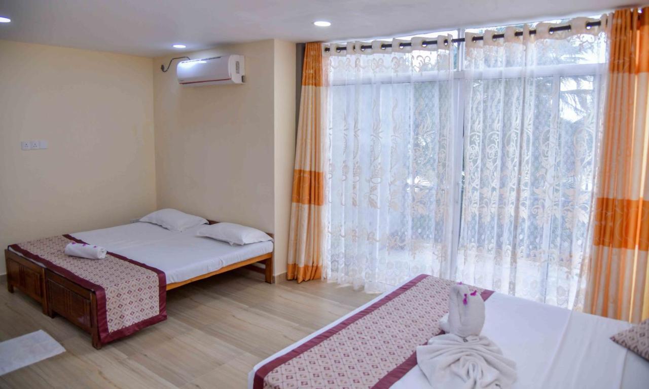 Ceylon Sea Hotel Tangalle Buitenkant foto