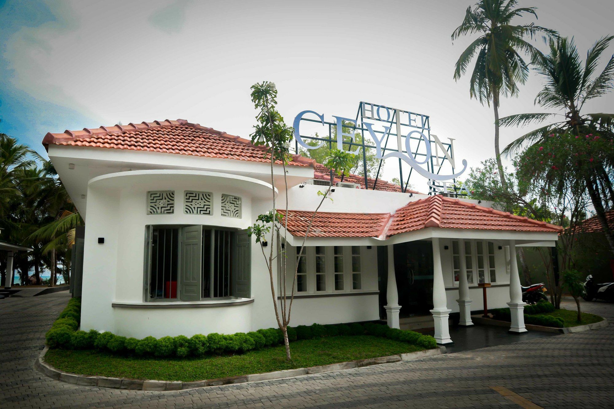 Ceylon Sea Hotel Tangalle Buitenkant foto
