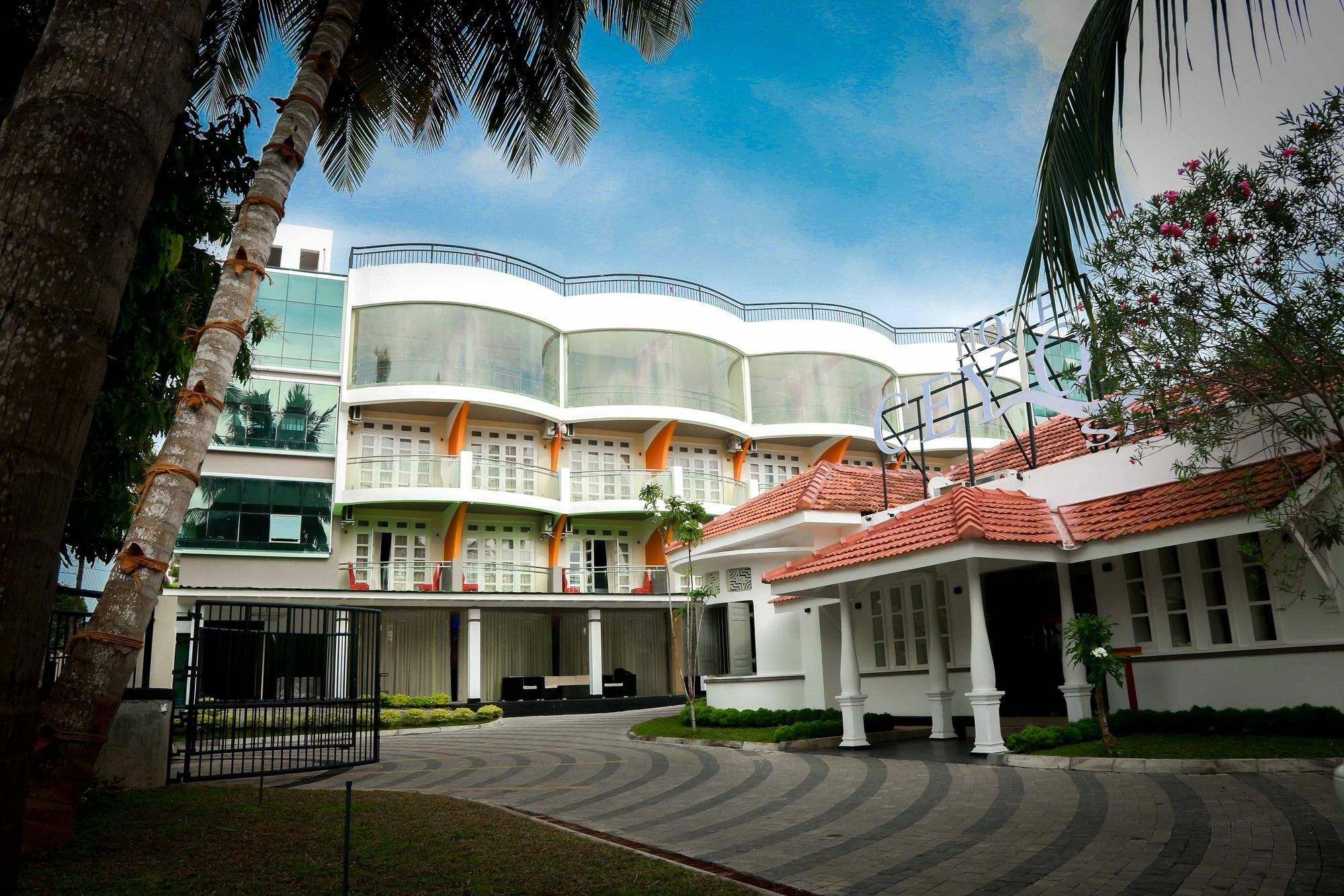 Ceylon Sea Hotel Tangalle Buitenkant foto